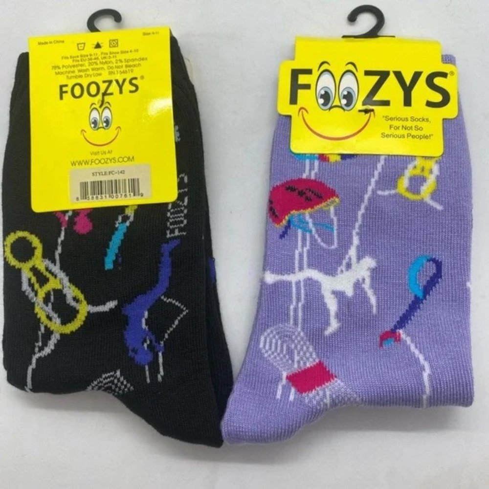Rock Climbing Sports Climb Walls Bouldering Rope Fun Foozys Socks 2 Pair Women's - Picture 3 of 4